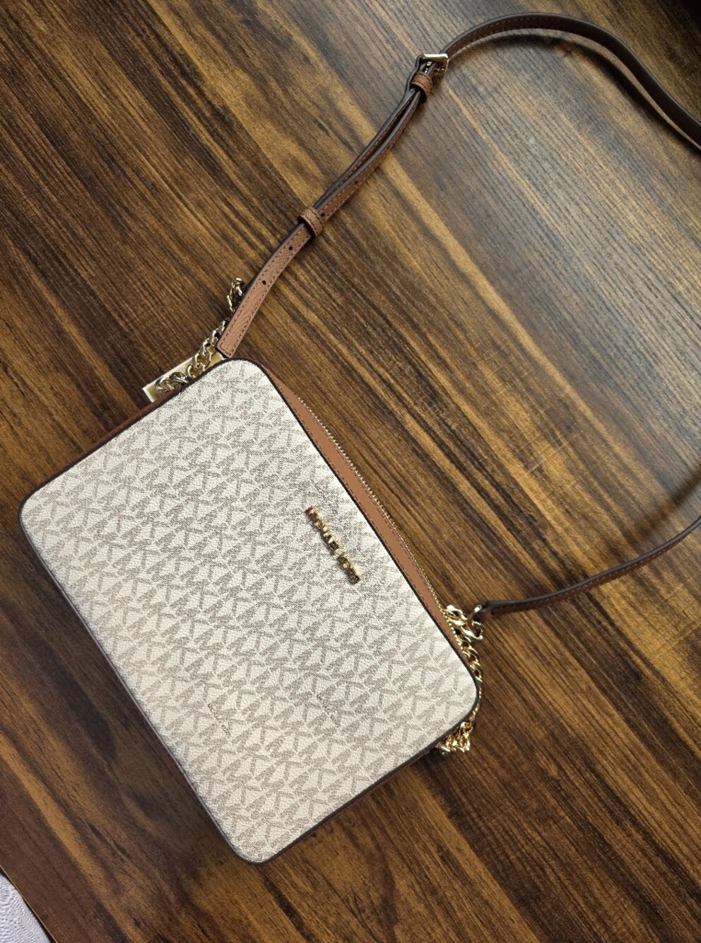 Micheal KORS  Crossbody Bag